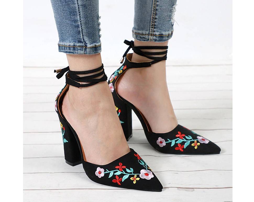 Women's Floral Embroidery High Heel Shoes