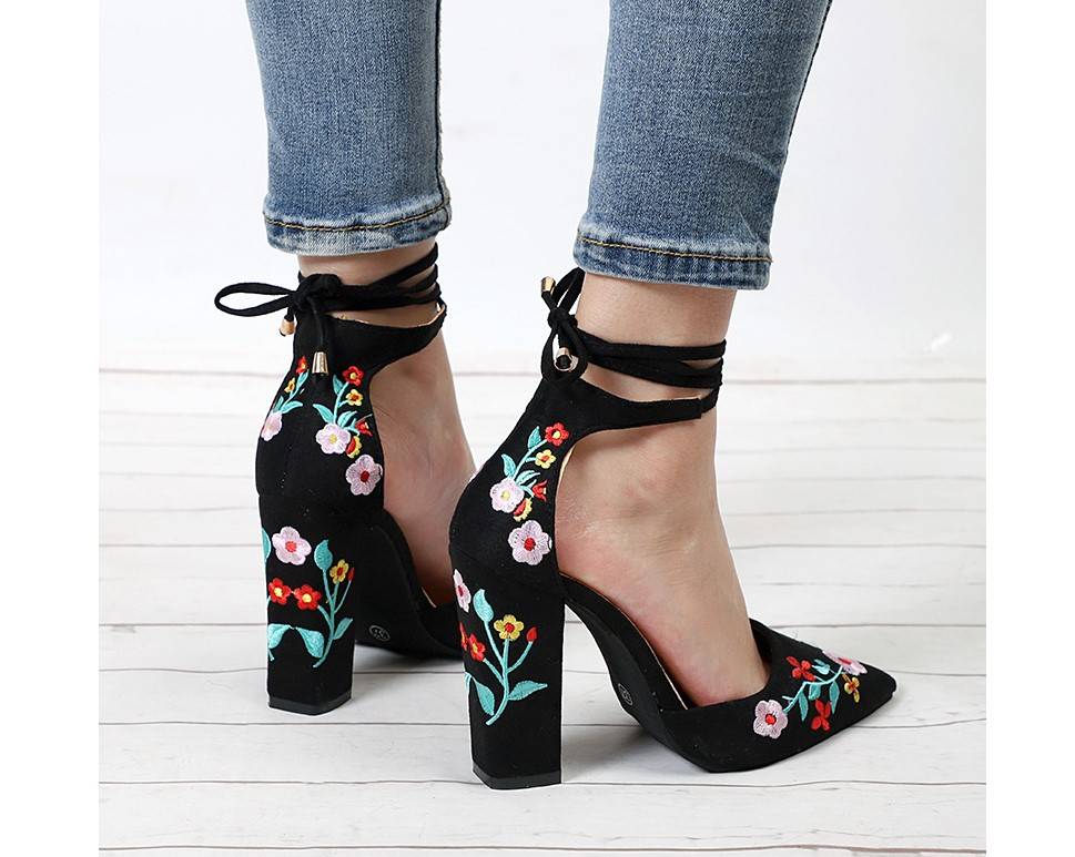 Women's Floral Embroidery High Heel Shoes