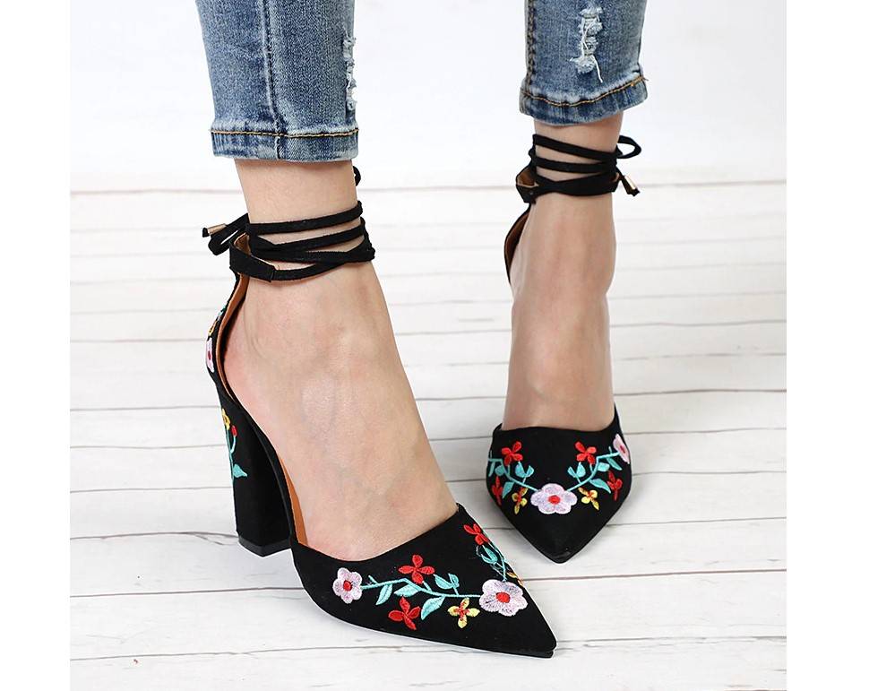 Women's Floral Embroidery High Heel Shoes