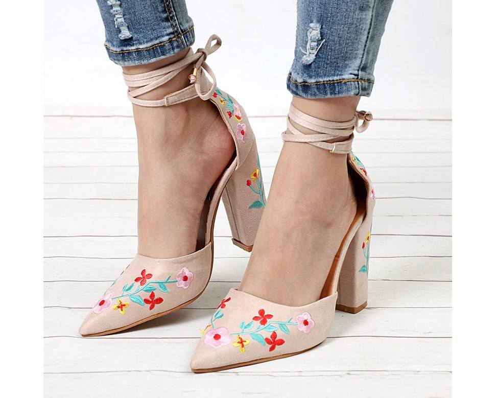 Women’s Floral Embroidery High Heel Shoes Accessories Shoes cb5feb1b7314637725a2e7: Beige|Black